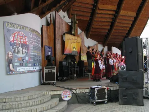 2-a arta festivalo «Sentu la guston de via gepatra lingvo»: foto 29 el 44