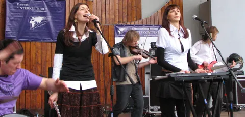 2-a arta festivalo «Sentu la guston de via gepatra lingvo»: foto 37 el 44