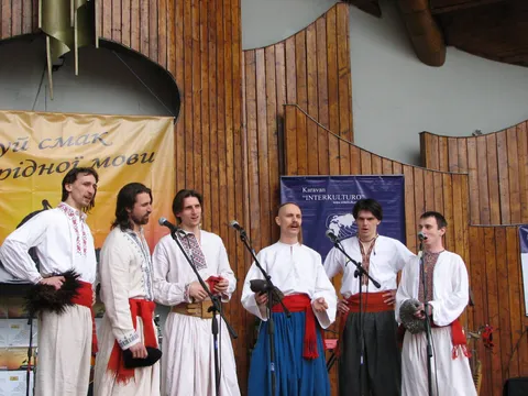 2-a arta festivalo «Sentu la guston de via gepatra lingvo»: foto 18 el 44
