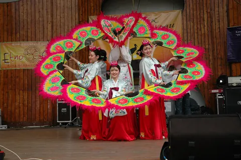 2-a arta festivalo «Sentu la guston de via gepatra lingvo»: foto 9 el 44