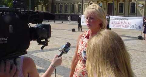 Défilé théâtralisé « NABAT — Protège la culture ! » : photo 3 sur 12